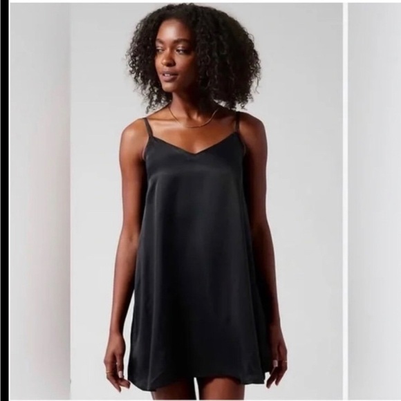 NWT ATHLETA Calm Cool Slip Dress In Black Sz XXS - Picture 2 of 4
